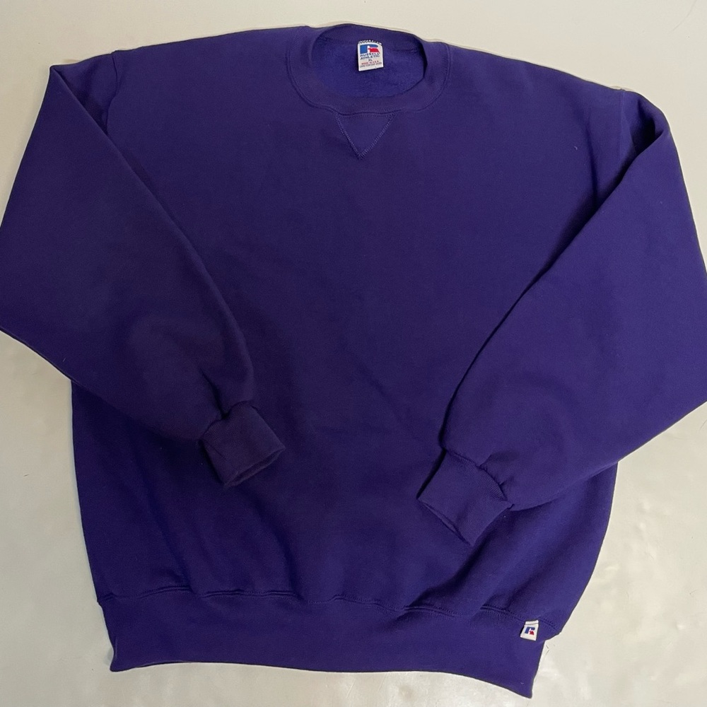 Vintage Russell Athletic sweatshirt purple